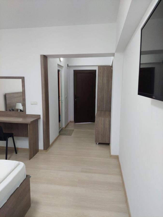 Hotel Breaza Exteriör bild